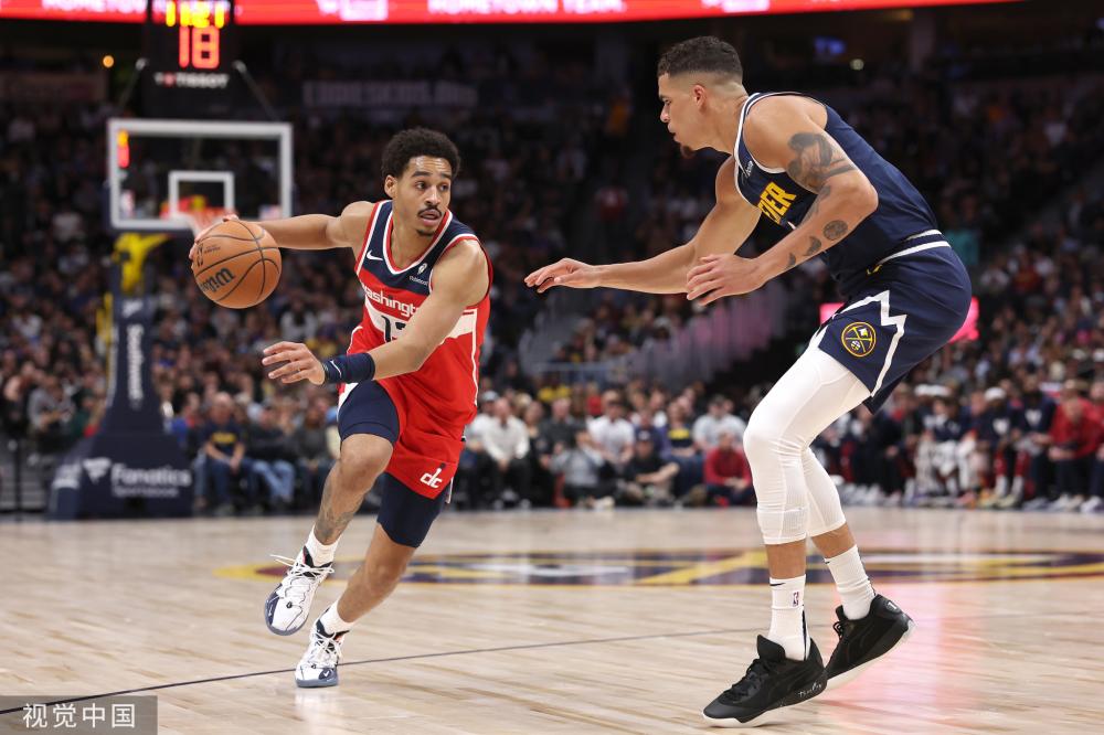 他根据对手 他根据对手