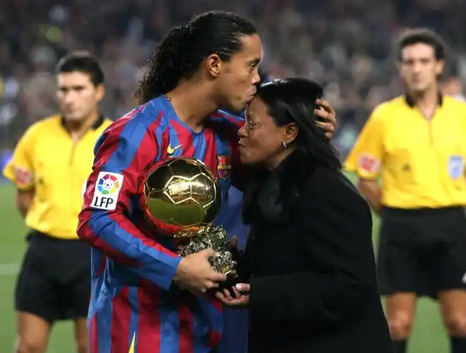 萨德的主教 萨德的主教